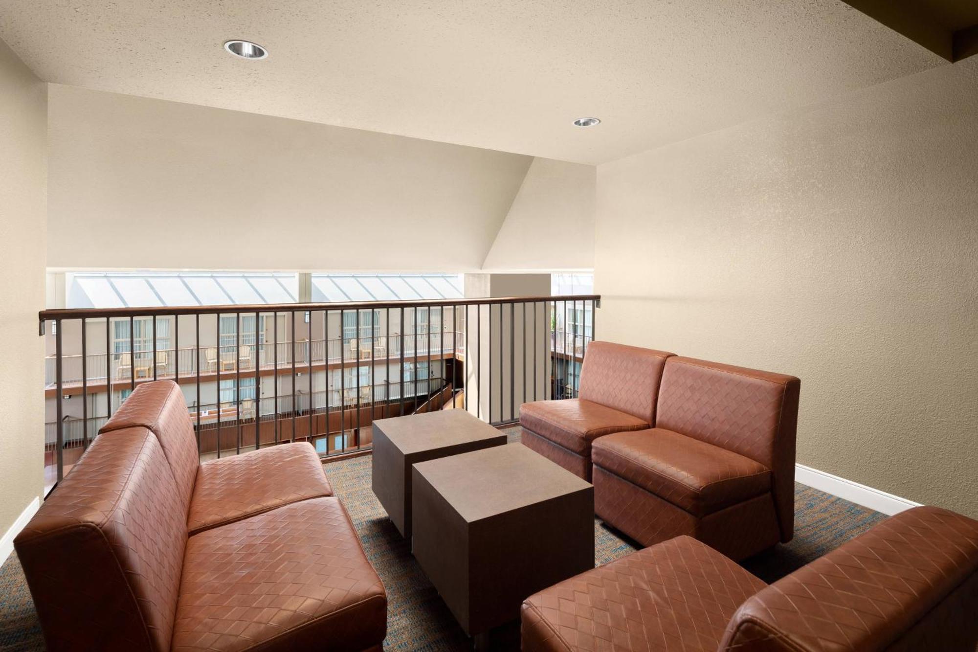 Delta Hotels By Marriott Calgary South Luaran gambar
