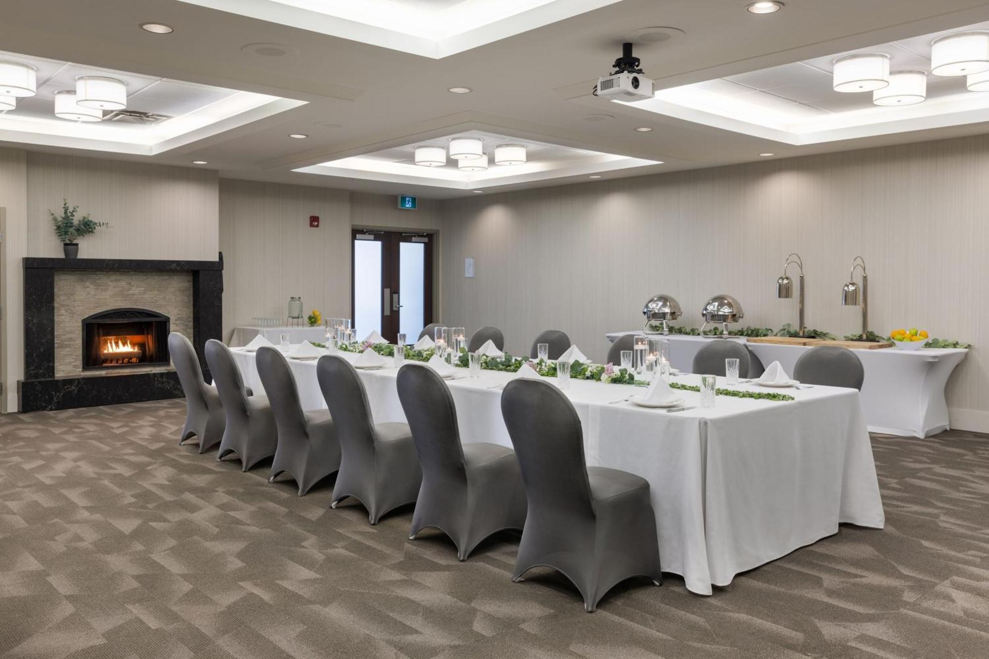 Delta Hotels By Marriott Calgary South Luaran gambar